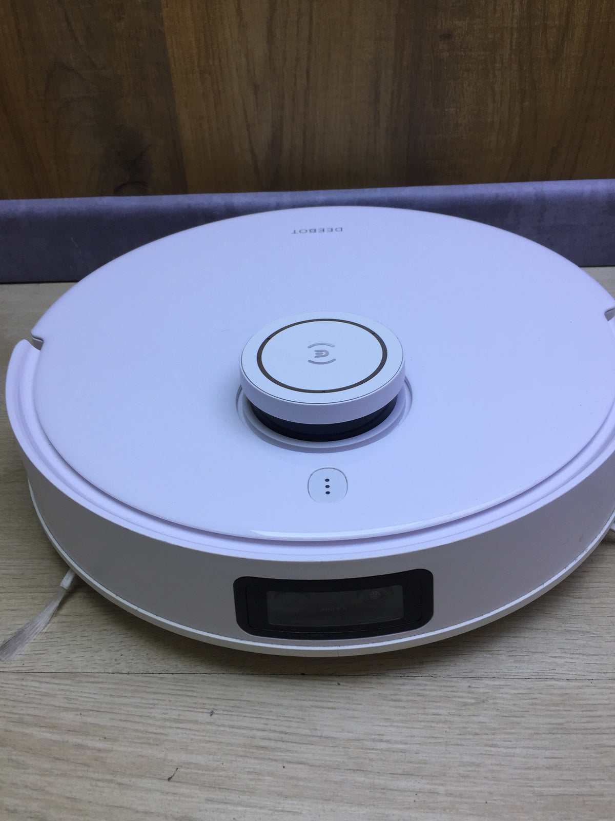 ECOVACS DEEBOT T10 Staubsaugerroboter mit vibrierenden Wischplatten, I29567