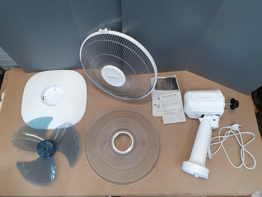 Rowenta Essential VU2330 table fan with 3 speed settings, I13782