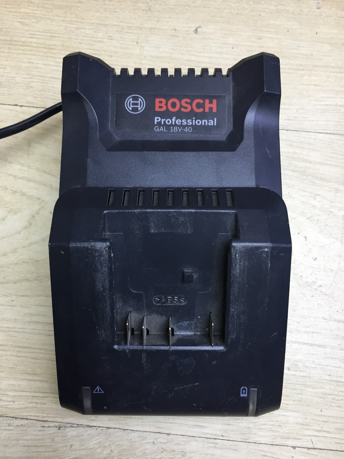 Bosch Professional Akku Bohrhammer GBH 18V-21, ohne 2x Akku 5,0Ah, I33290