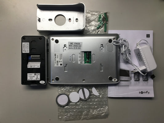 Somfy 2401547 Videotürsprechanlage V300, 7 Zoll Display, I06110