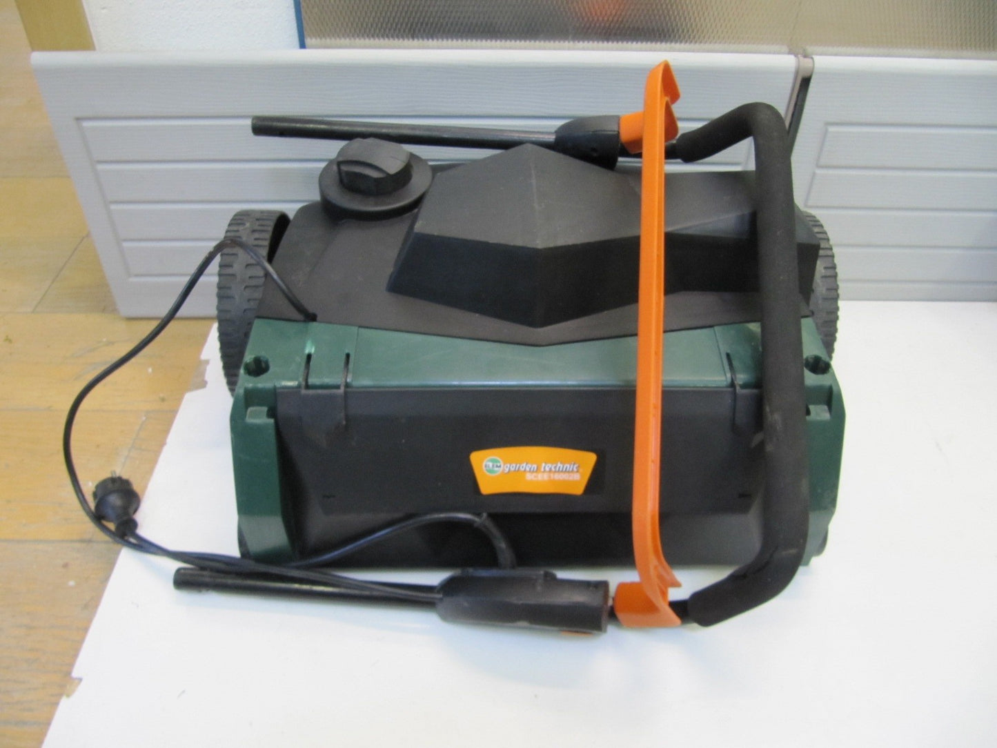 Elem Technic SCEE16002B Garden Vertikutierer 1600W DEFEKT, D38847