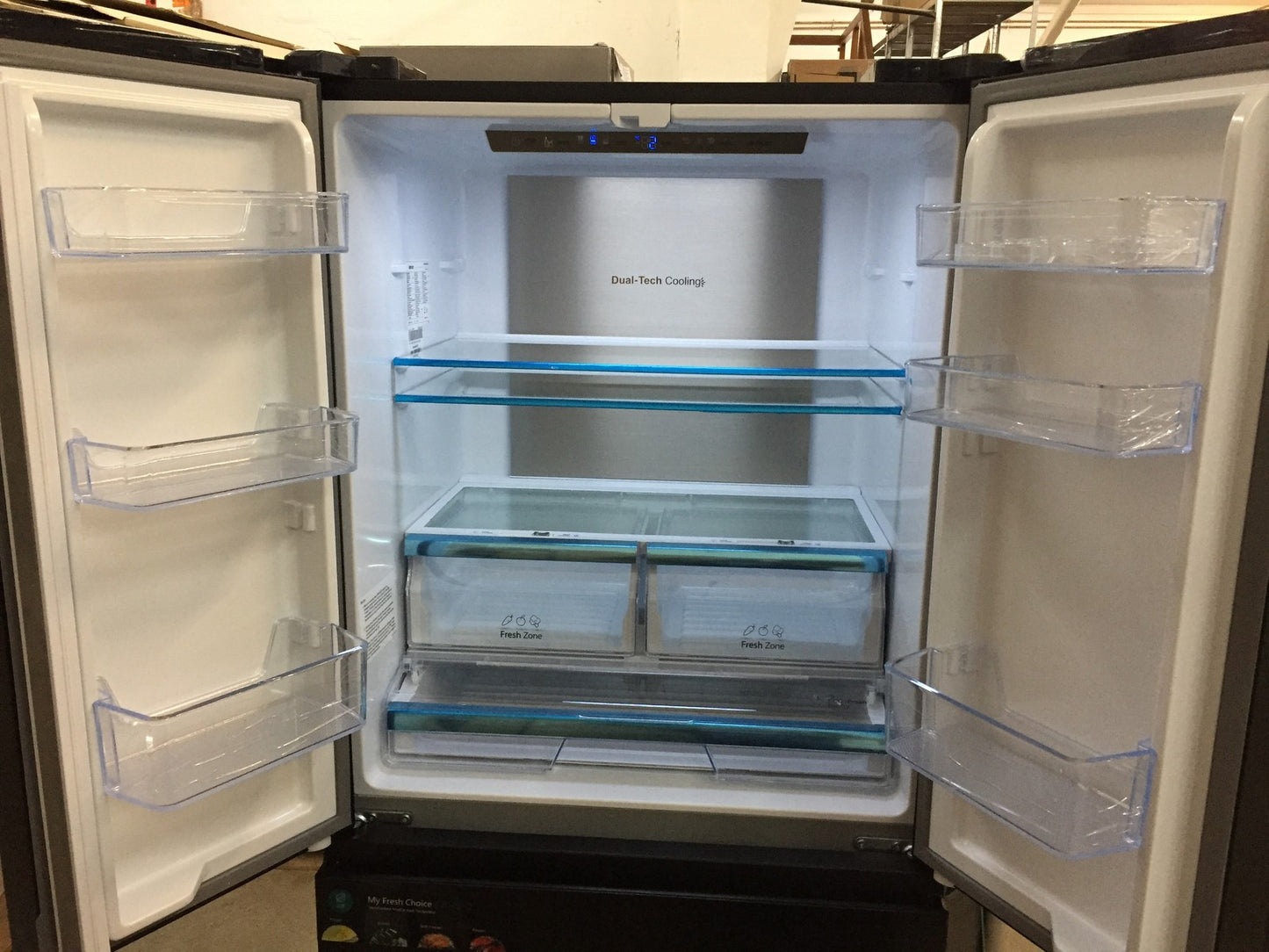 Hisense RF540N4SBF2 Kühlschrank Gefrier- Kombination French Door 480 L NoFrost