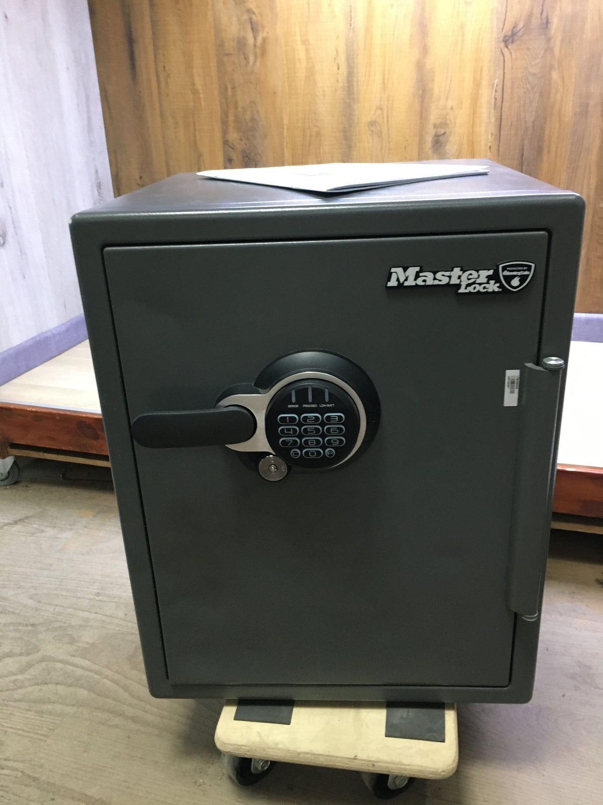 MASTER LOCK  LTW205GYC Haus/Büro Tresor XXL Feuer- & Wasserfest I31212