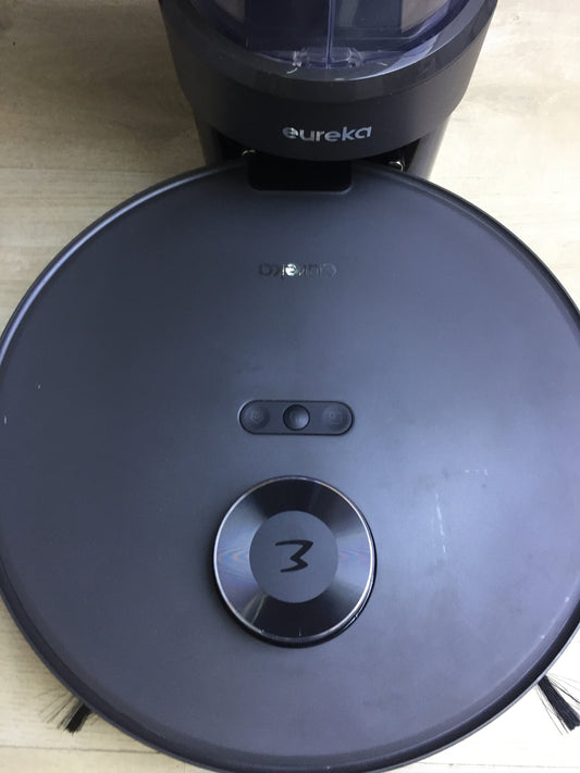 EUREKA NER E10s vacuum/mop robot with bagless vacuum station, I29614