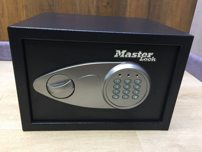 Master Lock X041EML Tresor mit digitaler Kombination mittel 11,57 L, I33283