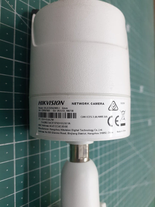 Hikvision Digital Technology DS-2CD2042WD-IP Überwachungskamera außen, V04678