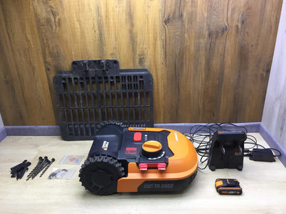 Worx Landroid M WR141E Mähroboter Akkurasenmäher bis 500 qm M500, I33684