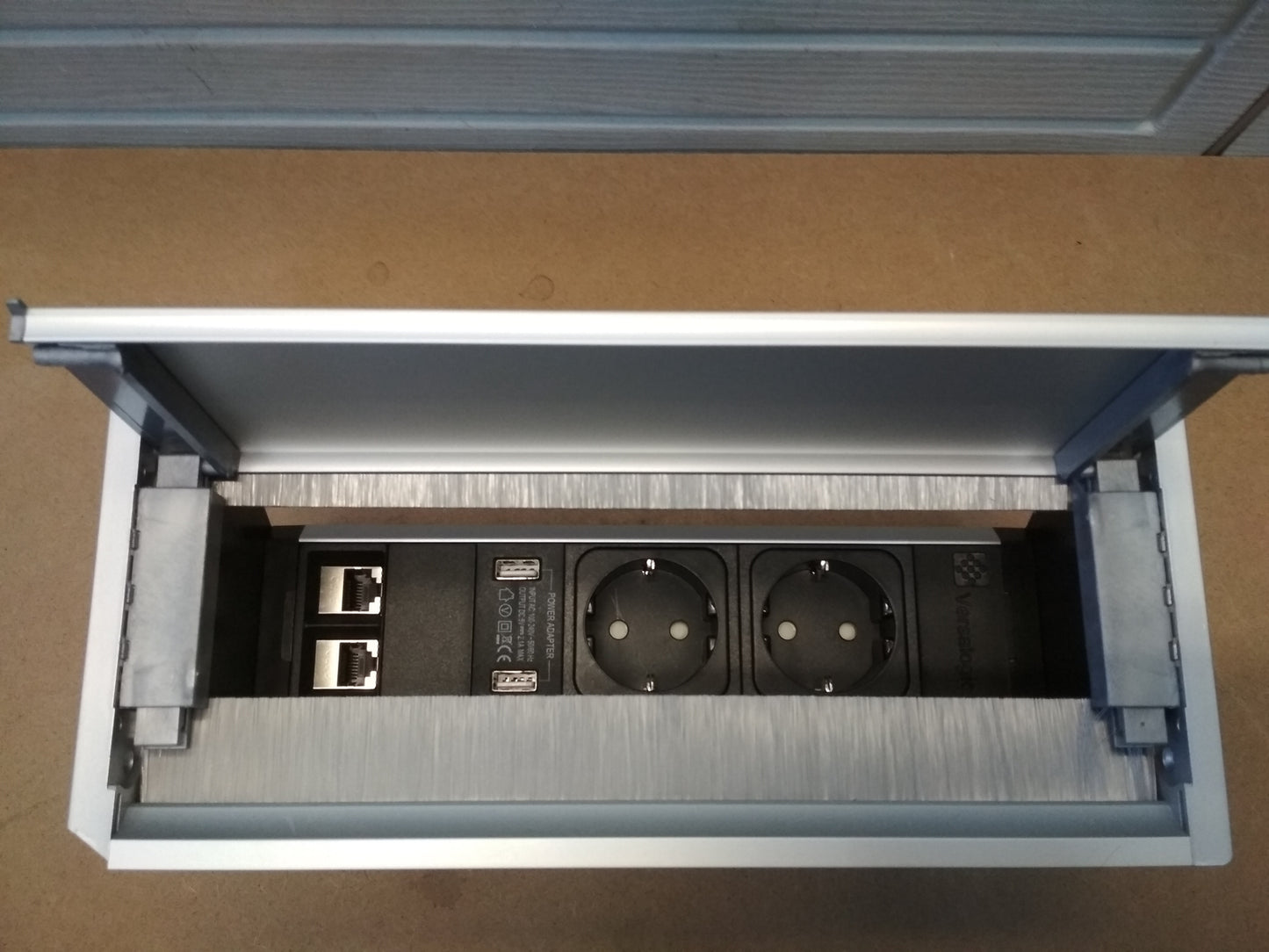 Kopp 939608010 VersaFLAPDUAL Einbausteckdose, I00453