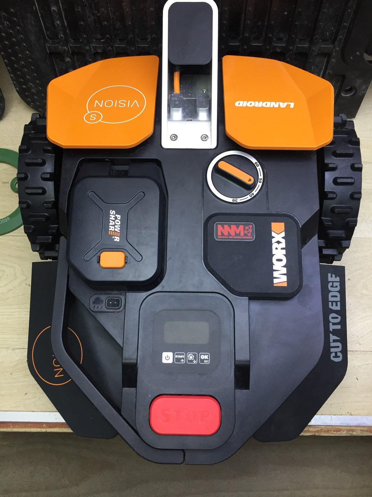 WORX Landroid Vision S250 Mähroboter WR202E für Gärten bis 250m² I33578