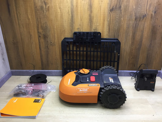 Worx Landroid M WR141E Mähroboter Akkurasenmäher bis 500 qm M500, I34181
