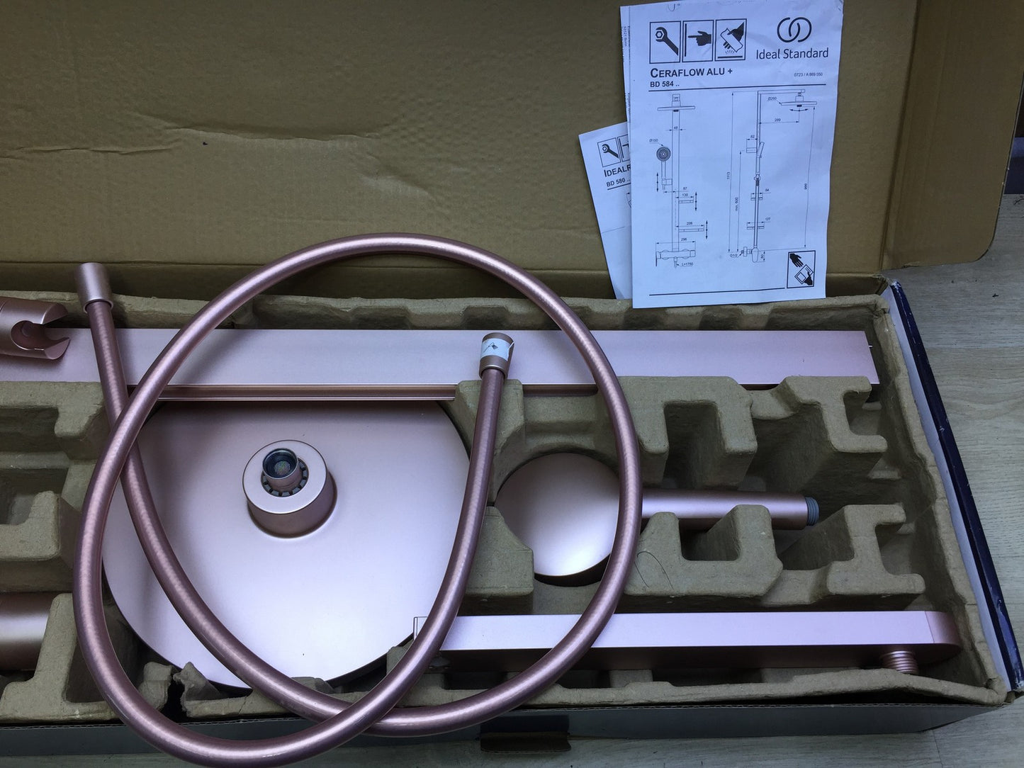 Ideal Standard BD584RO Alu+ Duschsystem mit Ceraflow Brausearmatur, I33127