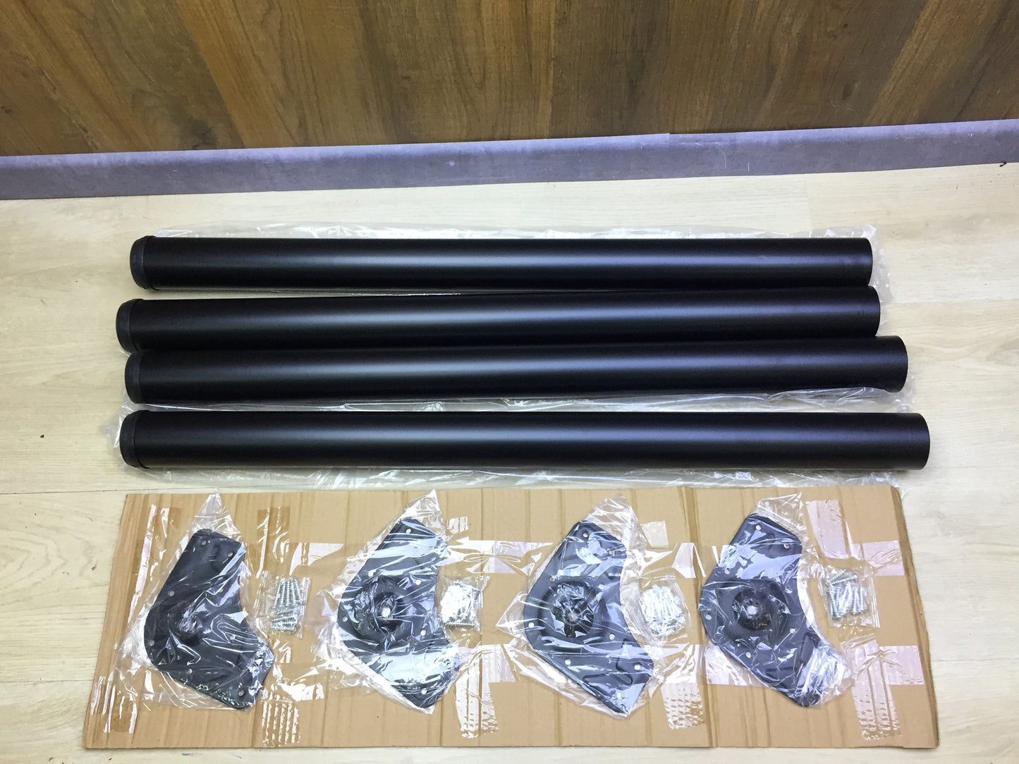 Emuca Regulierbare Tischbeine Ø60x830mm, 4er Set aus Stahl, 830-850mm, I31053