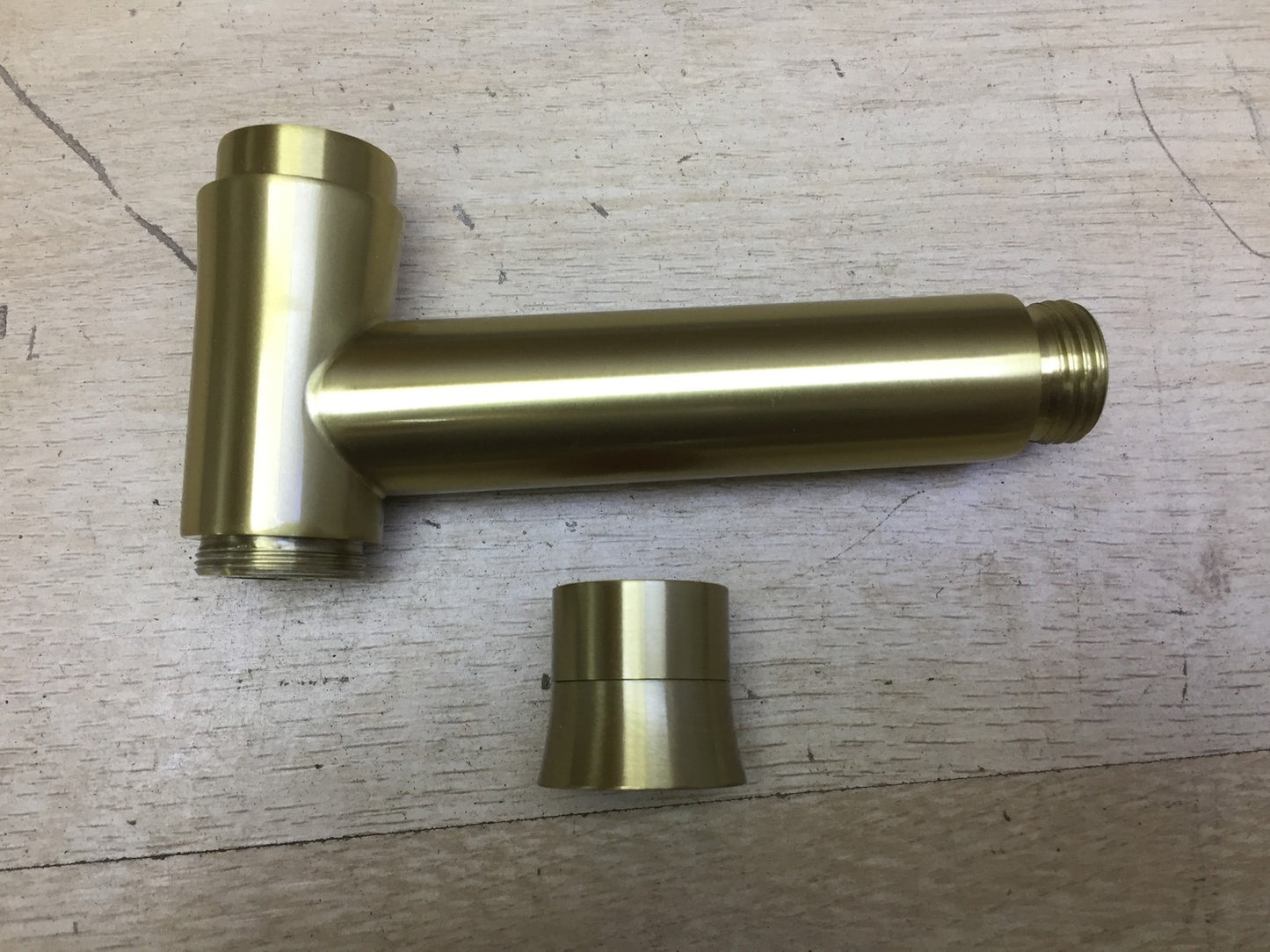 TRUSTMI BE02196BG Bidet-Wasserhahn aus Messing, verdeckt, I32938