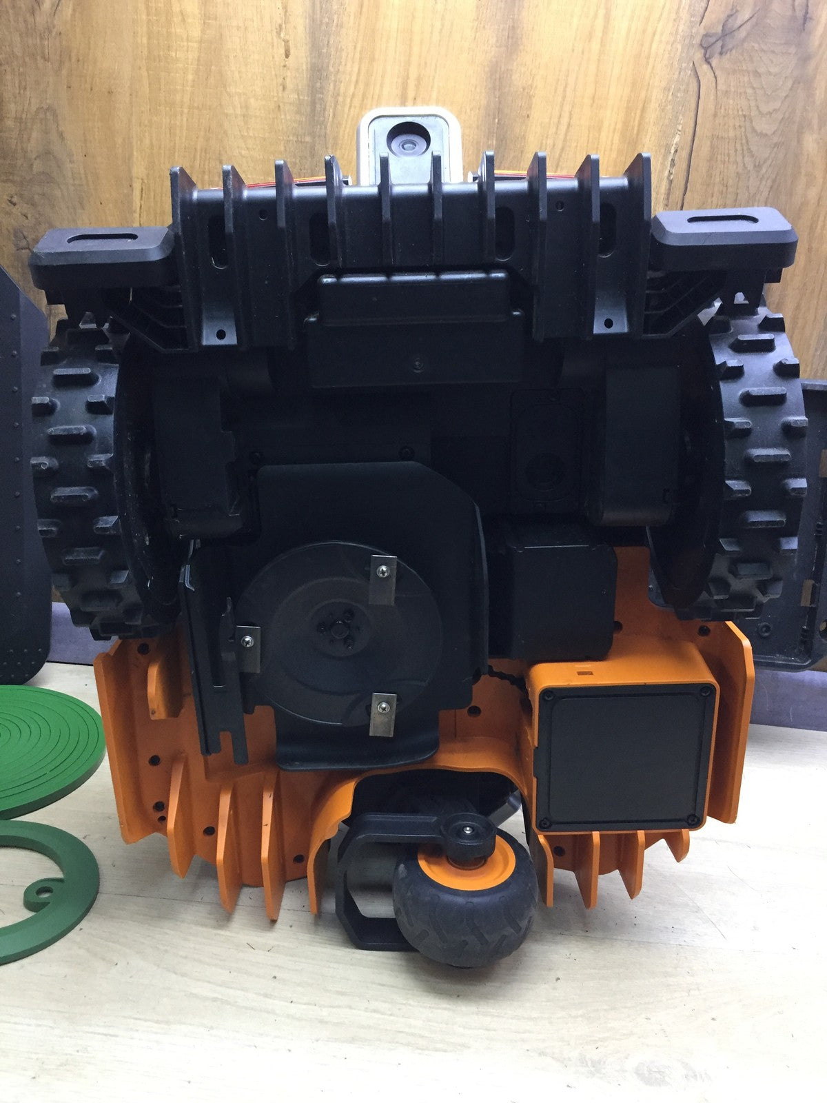 WORX Landroid Vision M550 Mähroboter WR205E für Gärten bis 550m², I34045