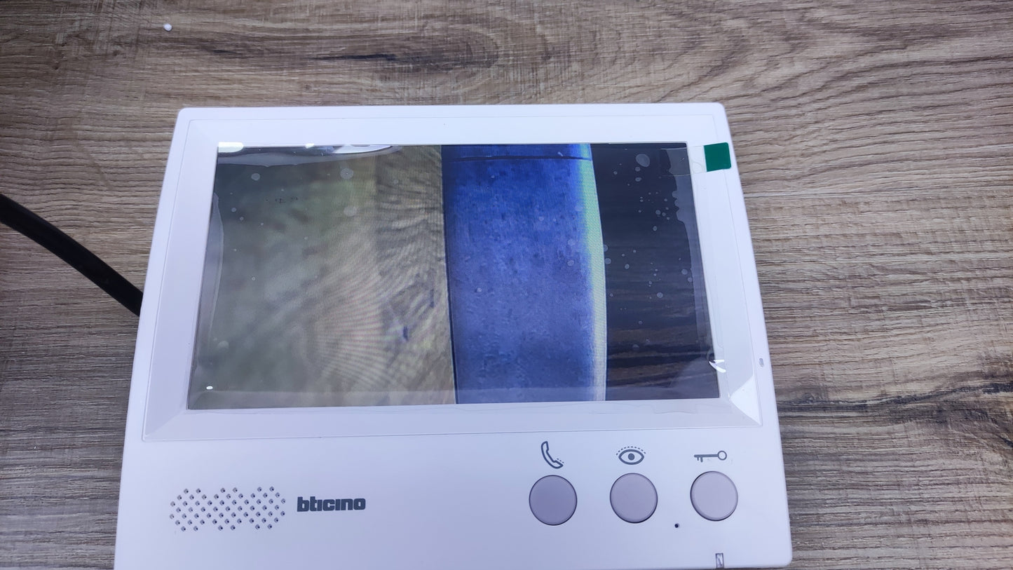 BTicino 330851 zusätzlicher Monitor, Displaygröße 17,8 cm, I30555