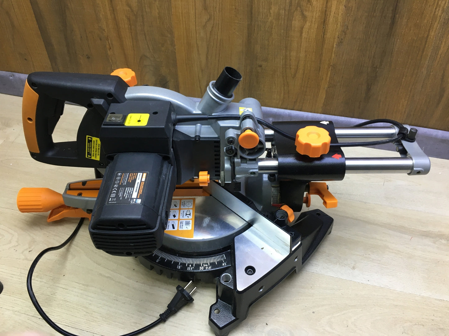 Evolution Rage 3S Gehrungssäge, 210 mm, I31523