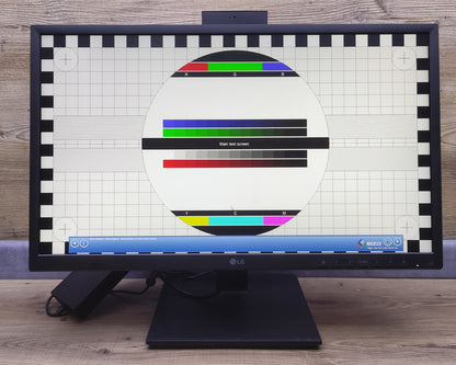 LG 24BP750C-B Monitor 23.8" FHD 1920x1080 HDMI DP USB-C Gb LAN Webcam Mikrofon