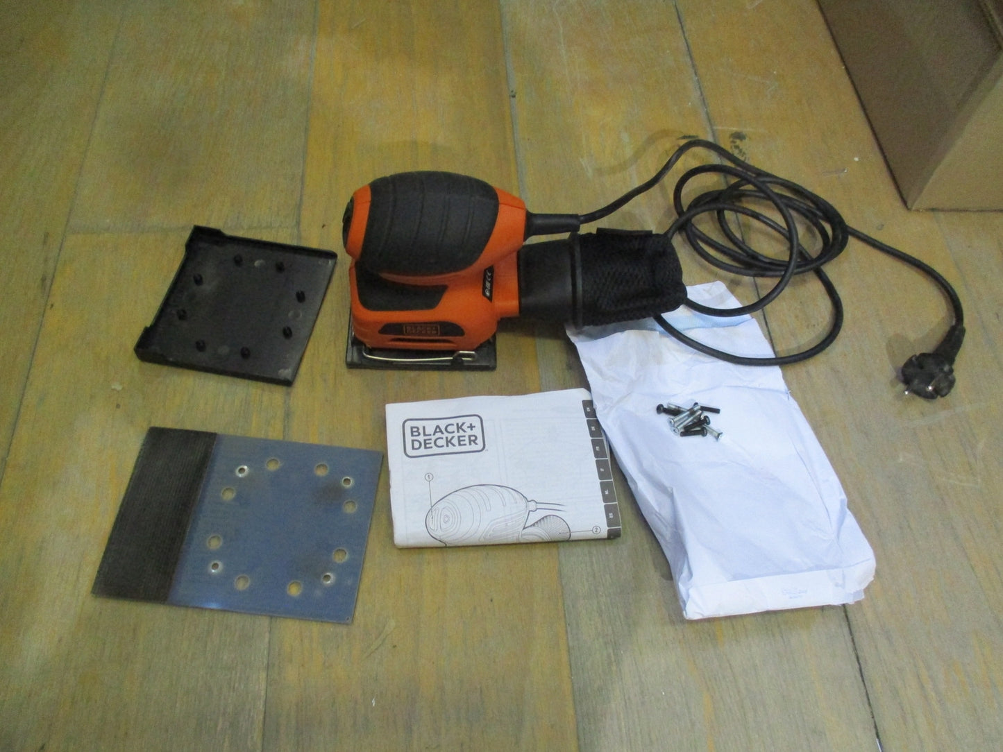 Black & Decker ka401la-qs – Schwingschleifer 170 W, Y00479