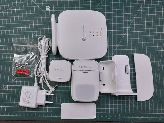 Gigaset Alarmanlage Starter Kit,  J00001