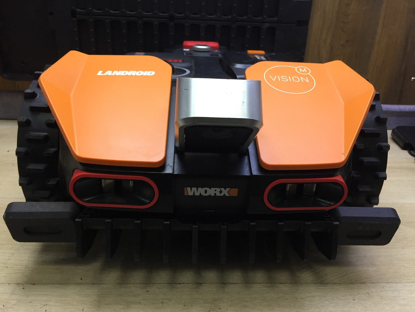 WORX Landroid Vision M550 Mähroboter WR205E für Gärten bis 550m², I33591