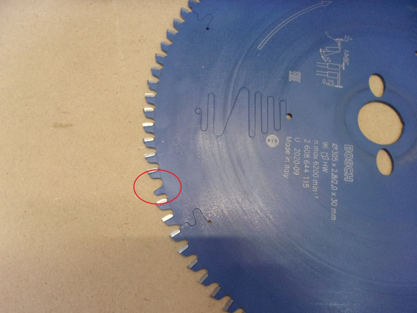 Bosch Professional Kreissägeblatt (für Aluminium, AußenØ: 305 mm), I03831