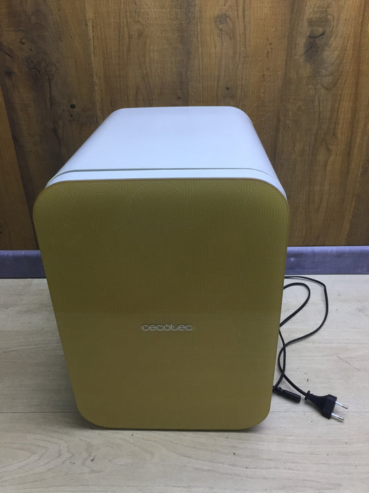 Cecotec Bolero MiniCooling 20L Bahamas Pat 2 Mini Fridge (02702), I30878 