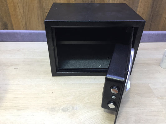 AmazonBasics Tresor 14 l Schwarz, I27033