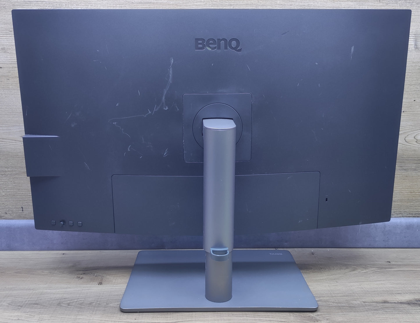 BenQ PD3220U 4K Monitor 31.5" UHD 3840x2160 HDR10 HDMI DP USB-C Thunderbolt 3 