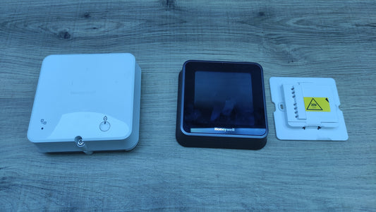 Honeywell Home T6 Wi-Fi Raumthermostat mit Empfängerbox, I32646