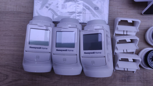 Honeywell Home evohome Wi-Fi Starter Package THR99C3103, I32693 