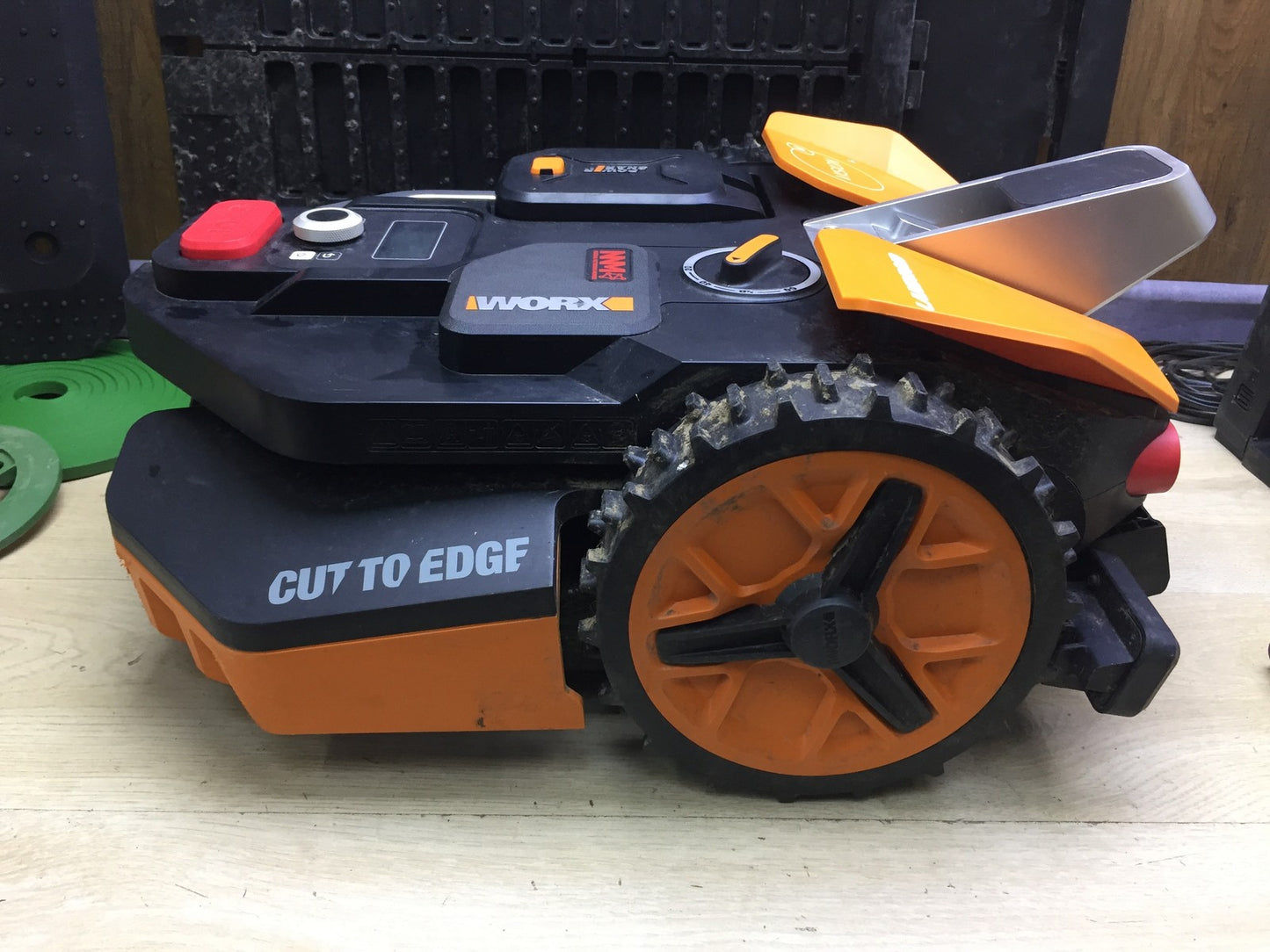 WORX Landroid Vision M550 Mähroboter WR205E für Gärten bis 550m² I33686