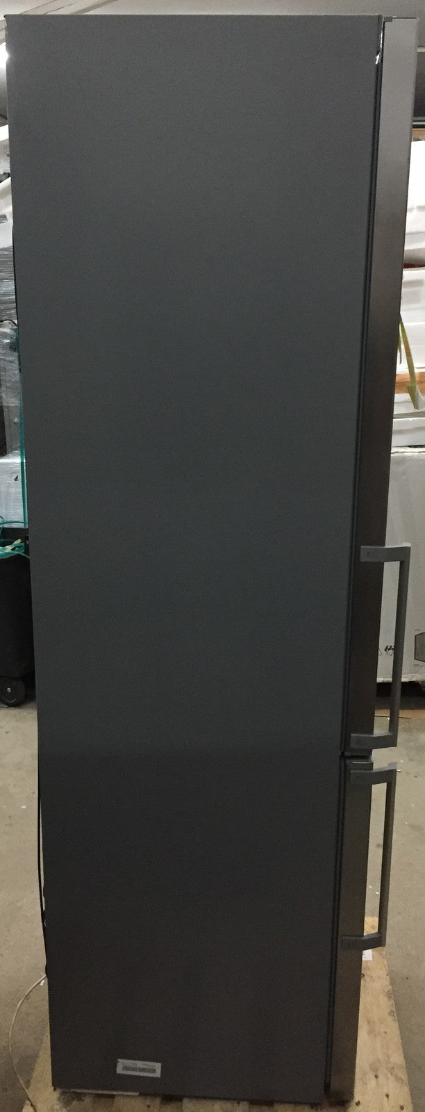 Bosch Serie 6 KGE398IBP Kühlschrank Gefrier-Kombination 343 L LowFrost VitaFresh