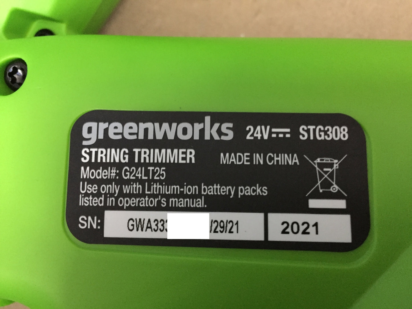 Greenworks Rasenmäher GD24LM33 und Rasentrimmer G24LT25 SOLO, I14173