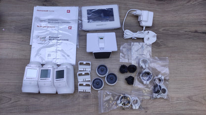 Honeywell Home evohome Wi-Fi Starter Package THR99C3103, I32693 