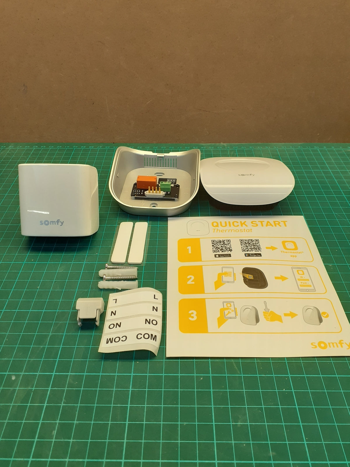 Somfy 2401498 Funk-Thermostat für Heizung oder Einzelkessel, I04864