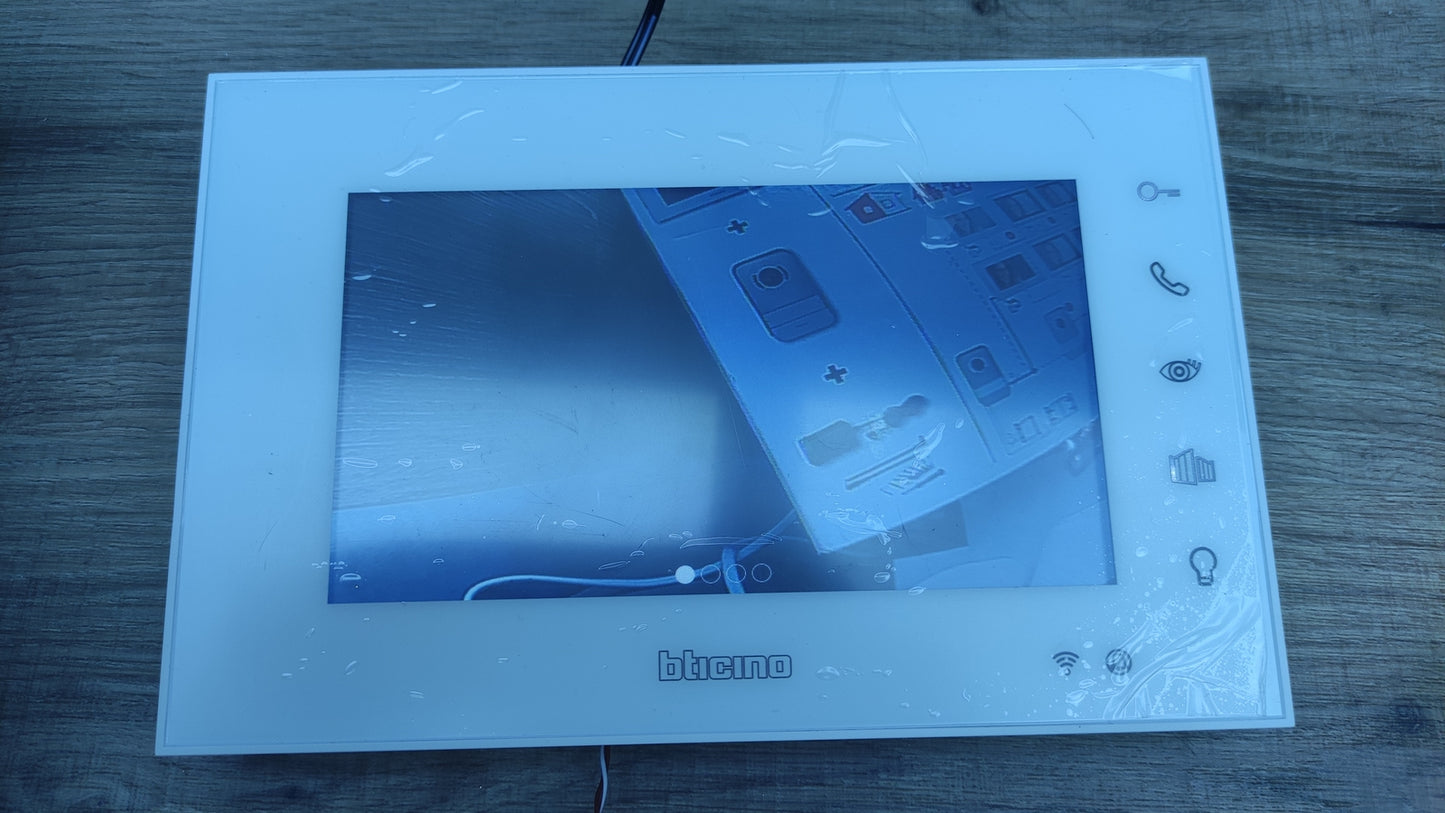 Bticino 334253 Video-Türsprechanlage, Inneneinheit, mit 2 Drähten, 7Zoll, I32612