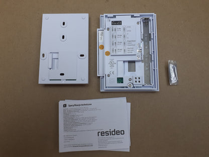 Honeywell Home T140C110AEU T140 7-Day Programmable Wired Thermostat, I05713