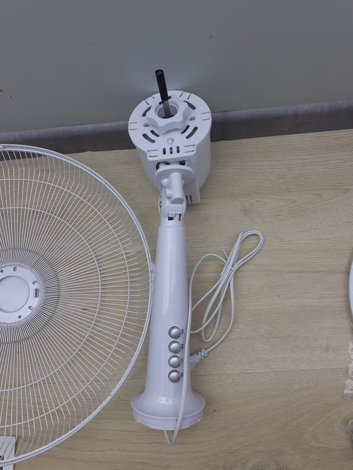 Ardes AR5D40W Silverado 40 Tischventilator, 5 Flügel, 40 cm, vergoldet, I17617