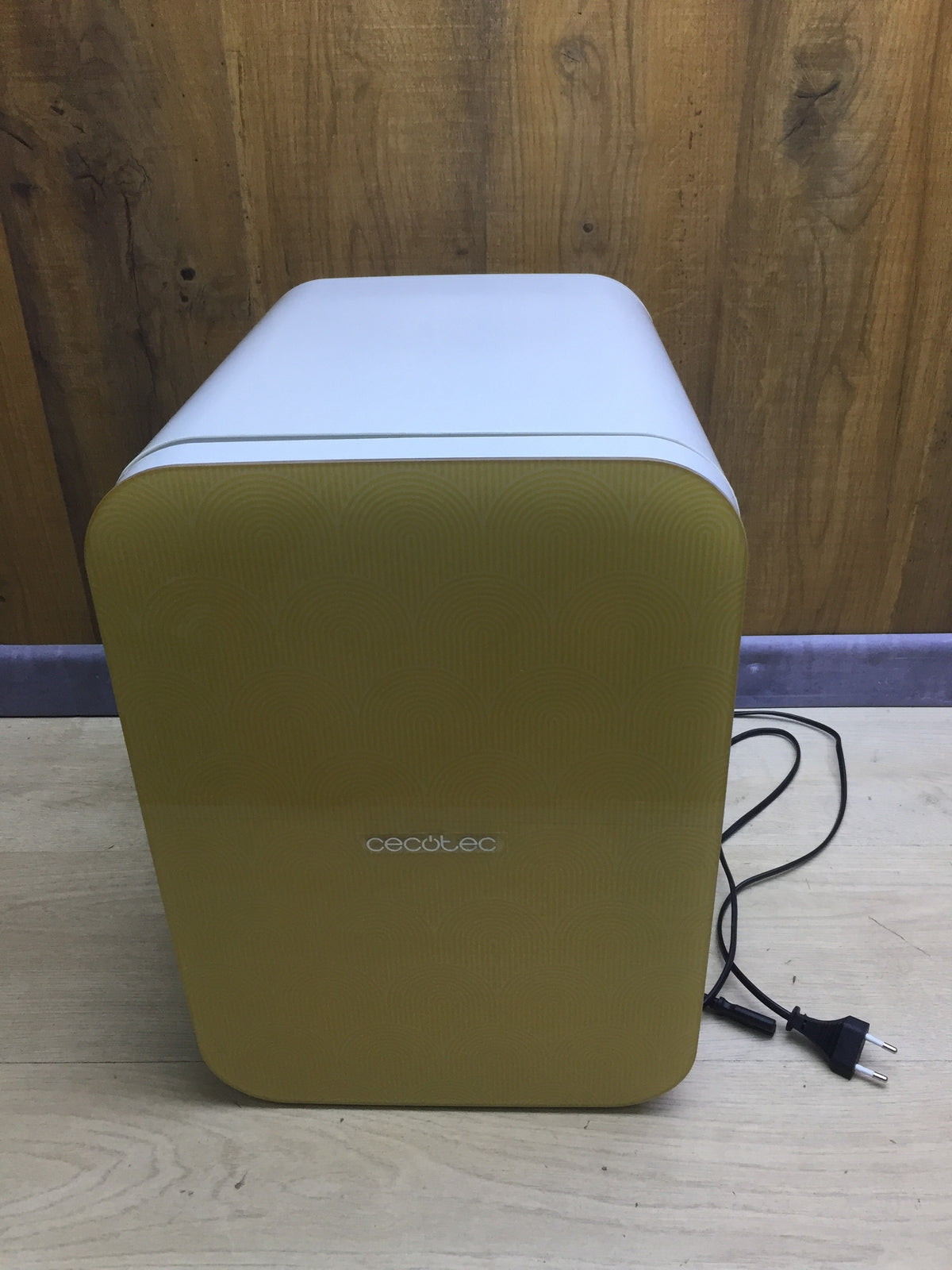 Cecotec Bolero MiniCooling 20L Bahamas Pat 2 Mini Kühlschrank (02702), I30878