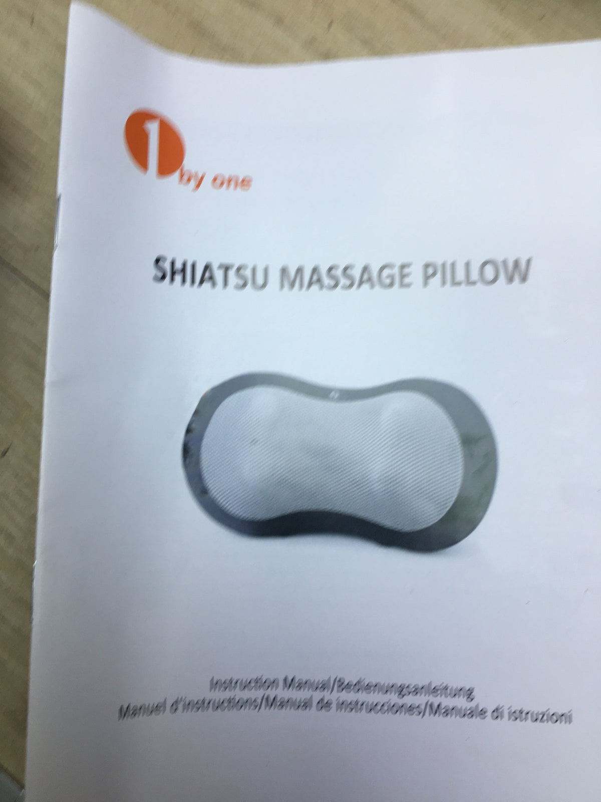 1byone Shiatsu Massagekissen Massagegerät Kissen für Rücken I31302