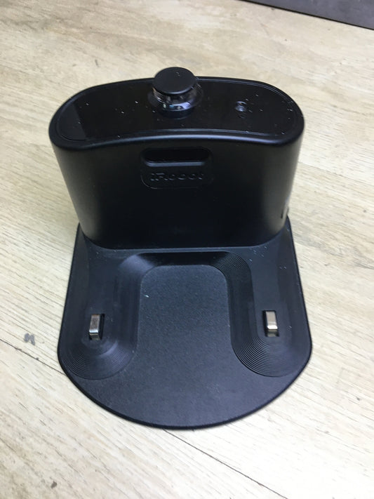 iRobot Roomba 692 App-Controlled Robot Vacuum, I31116