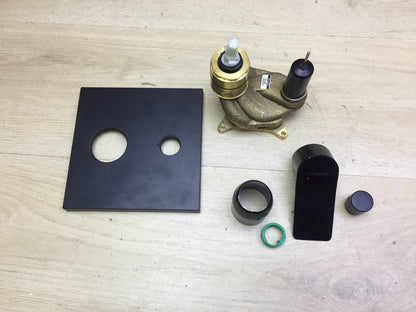 Hansgrohe 75415670 Wannenarmatur Vivenis, Unterputz, I31801