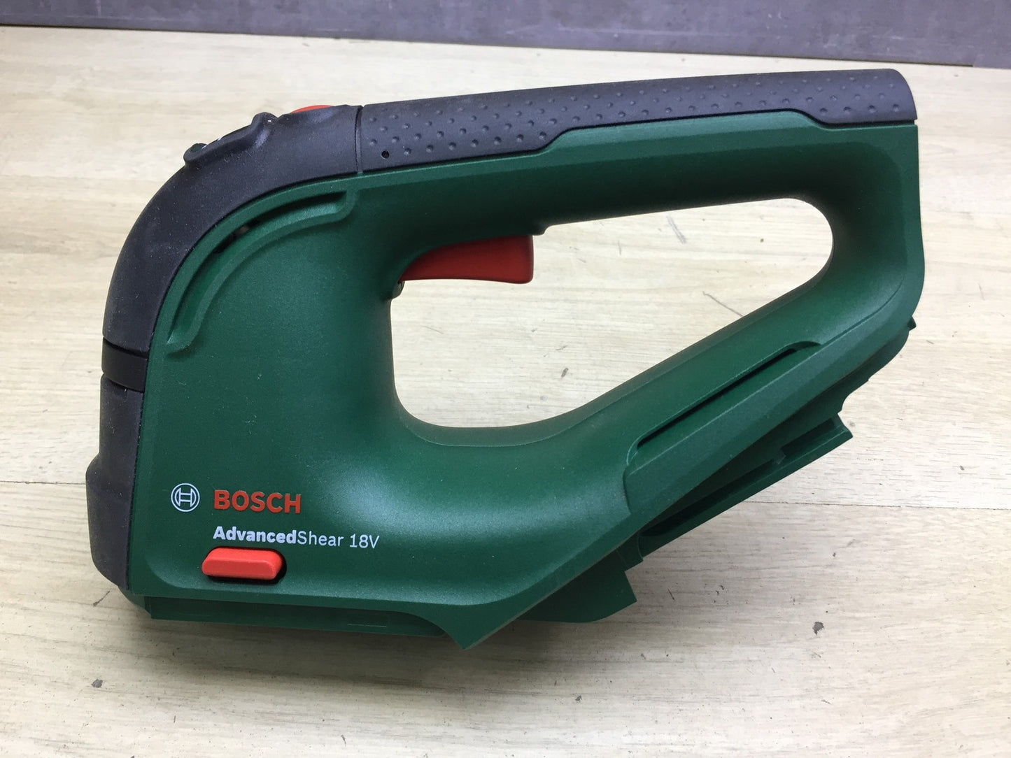 Bosch Akku-Strauch-/Grasschere AdvancedShear 18V-10 SOLO, I33533