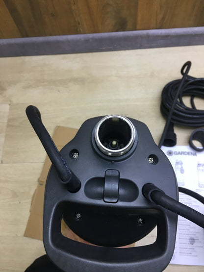 Gardena Tauch-Druckpumpe 5900/4 inox (1768-20), 5900 l/h Fördermenge, I34312