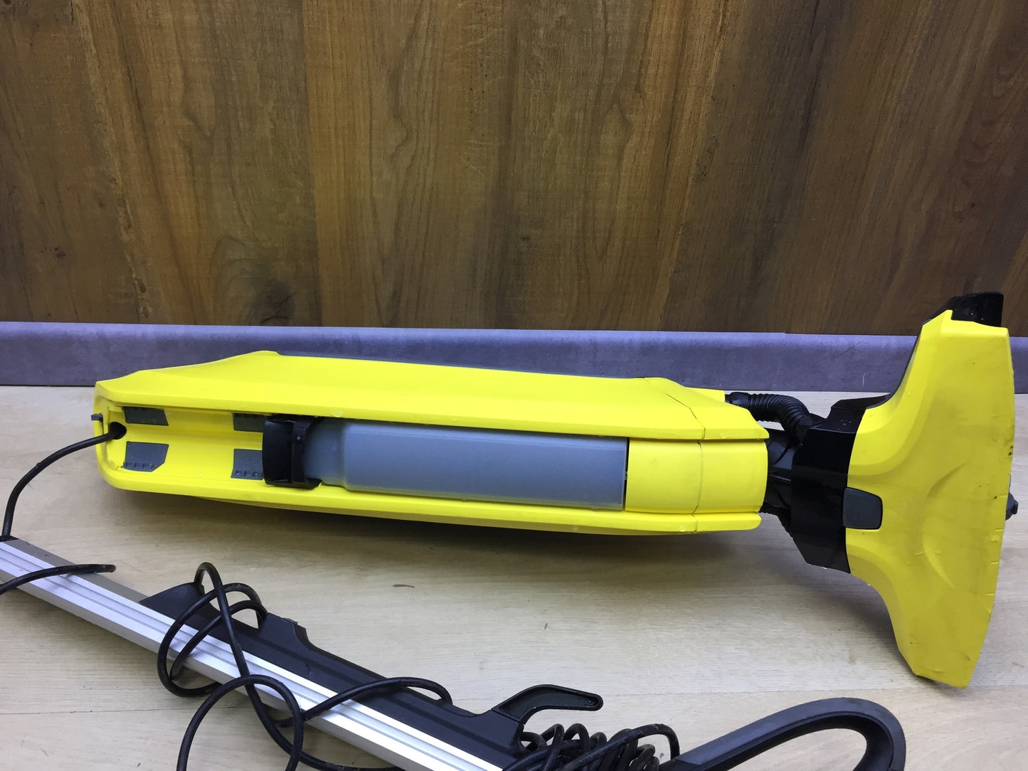 Kärcher 1.055-500.0 Hartbodenreiniger FC 5 2-in-1-Funktion, I24496