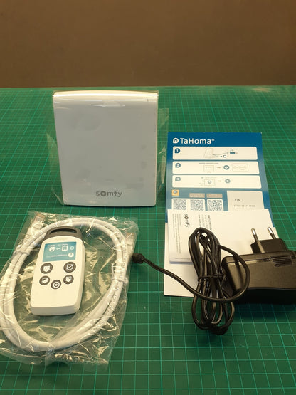Somfy 2401354 TaHoma Premium Smart Home Steuerung, I04411