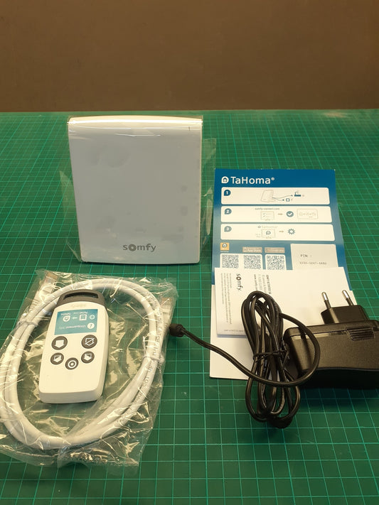 Somfy 2401354 TaHoma Premium Smart Home Steuerung, I04411