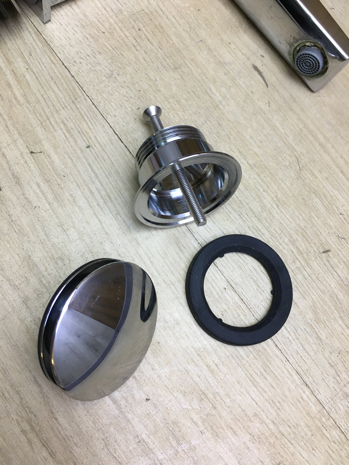 hansgrohe Metropol Wasserhahn, Auslauf Höhe 110 mm und Ablaufgarnitur, I30318