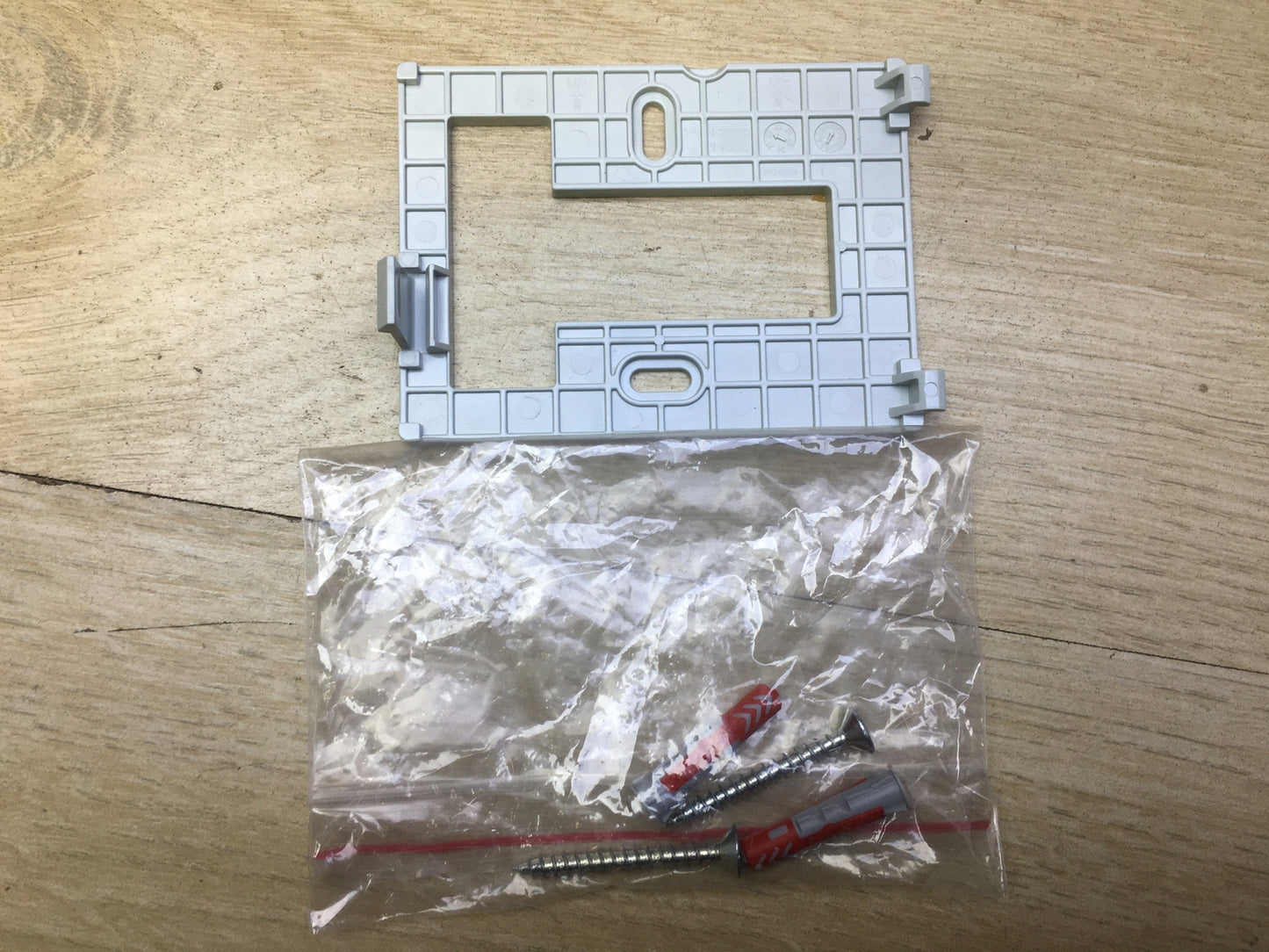 Bosch Smart Home Controller AA Zentrale Steuereinheit Gateway, I31528