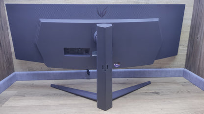 LG UltraGear 49GR85DC-B Gaming Monitor 49" QHD 5120x1440 HDR AMD FreeSync 240Hz
